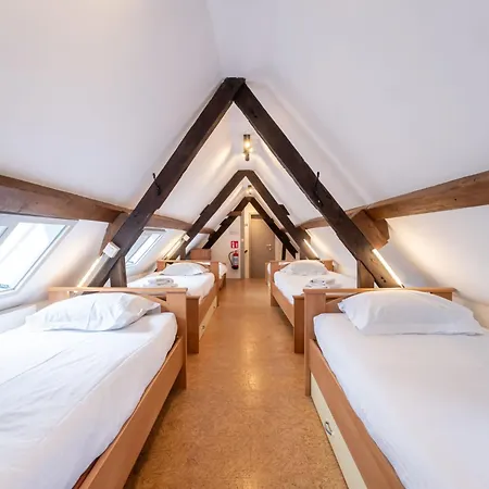 Dunezwin - Protected Cultural Heritage By Interhome * דה האן